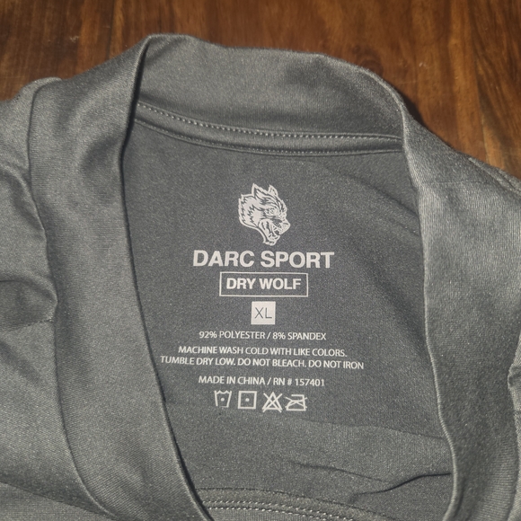 Darc Sport Men's Dry-Fit Gray Shirt - Picture 6 of 8